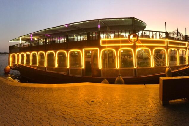 canal cruise in dubai